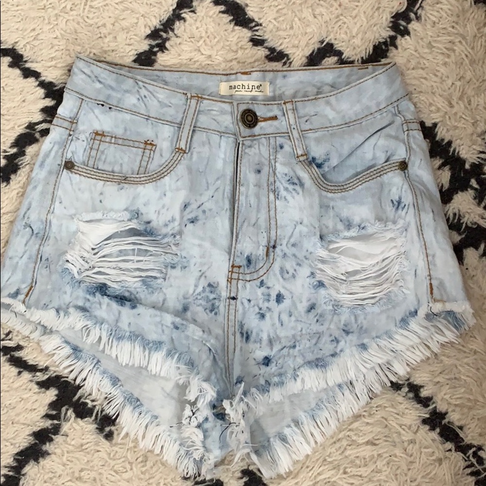 Distressed high waisted shorts